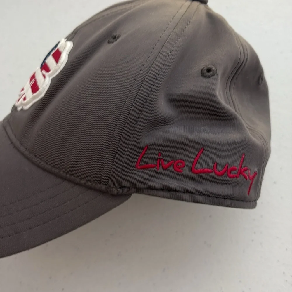 Live Lucky Fitted Hat Gray USA Clover Men’s S/M